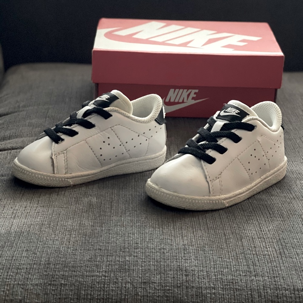 USED Nike baby sneakers